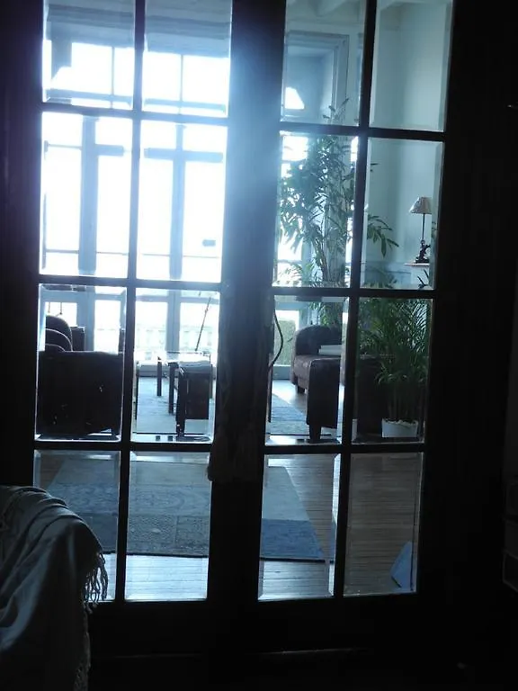Un Balcon Sur La Mer Bed and Breakfast Roscoff